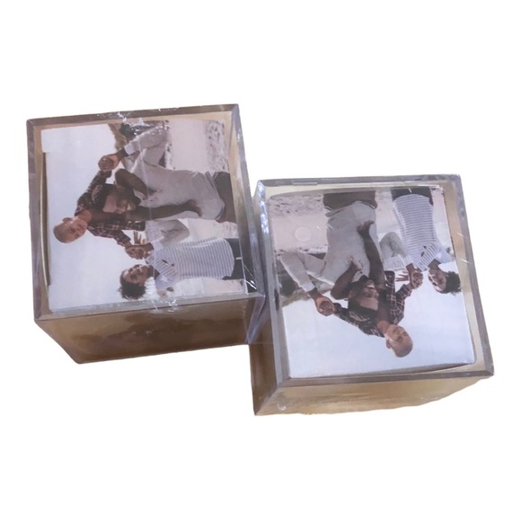 2 Clear acrylic‎ lucite 2.5” photo cube picture holders new - Picture 5 of 12